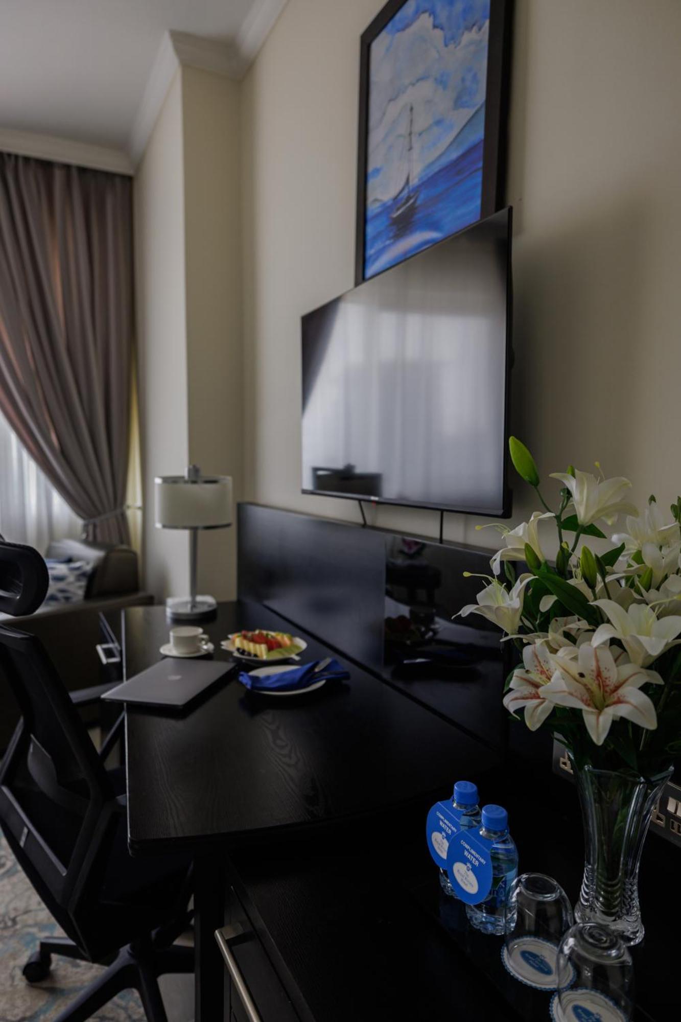 The Royal Riviera Hotel דוחה מראה חיצוני תמונה