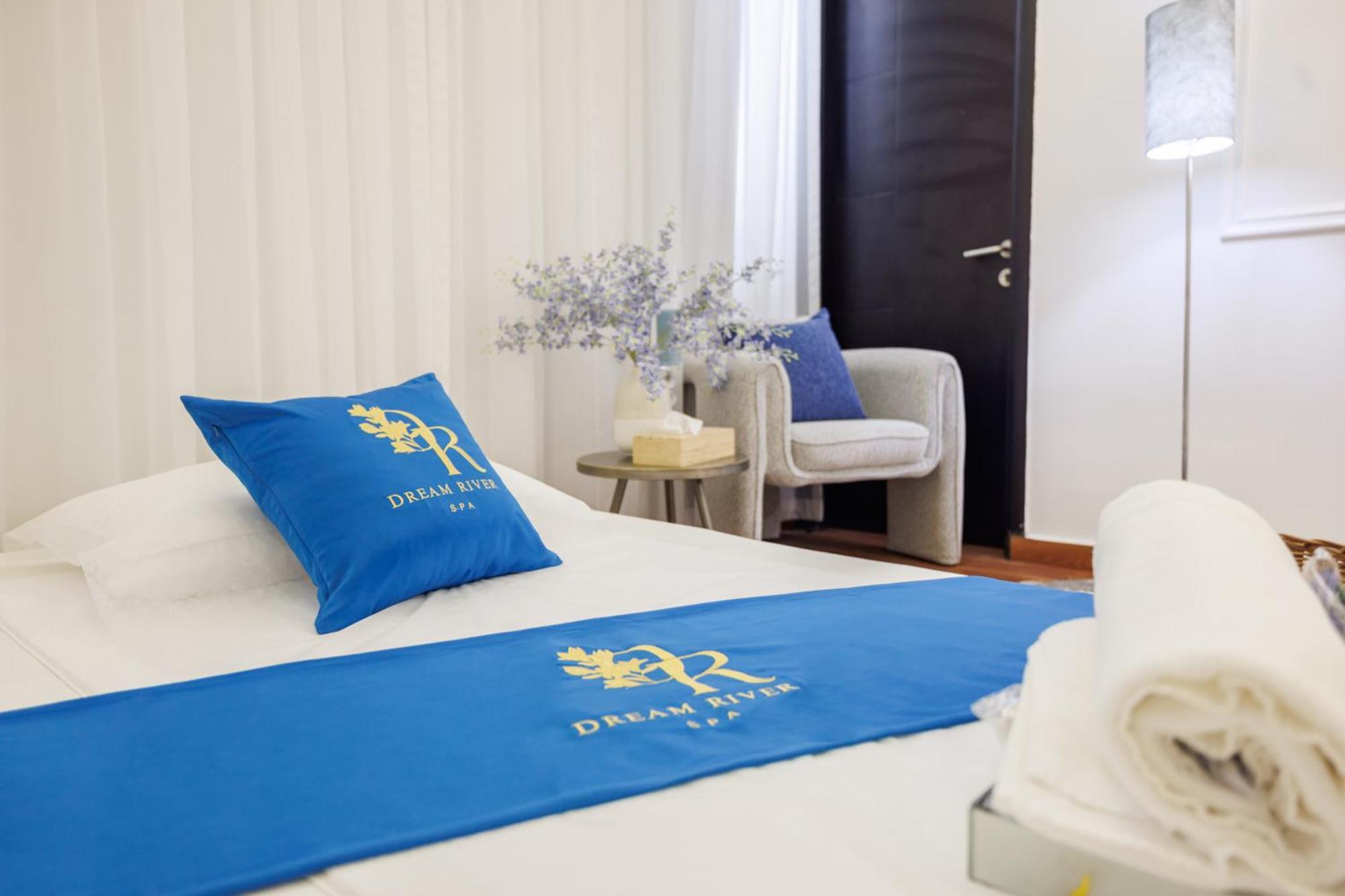 The Royal Riviera Hotel דוחה מראה חיצוני תמונה